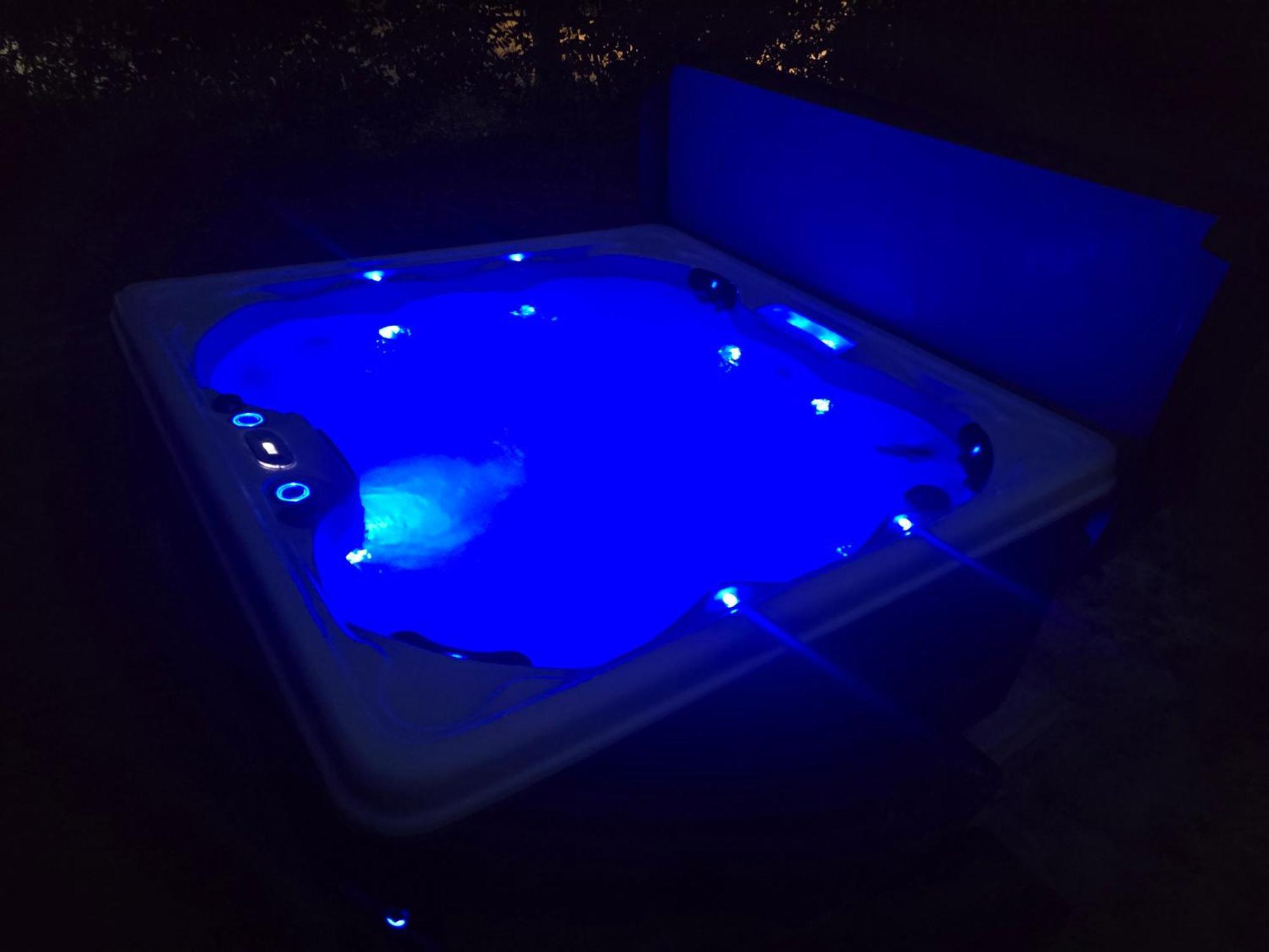 Вилла Chill Retreat, Hot Tub, Large Private Yard Уилмингтон Экстерьер фото