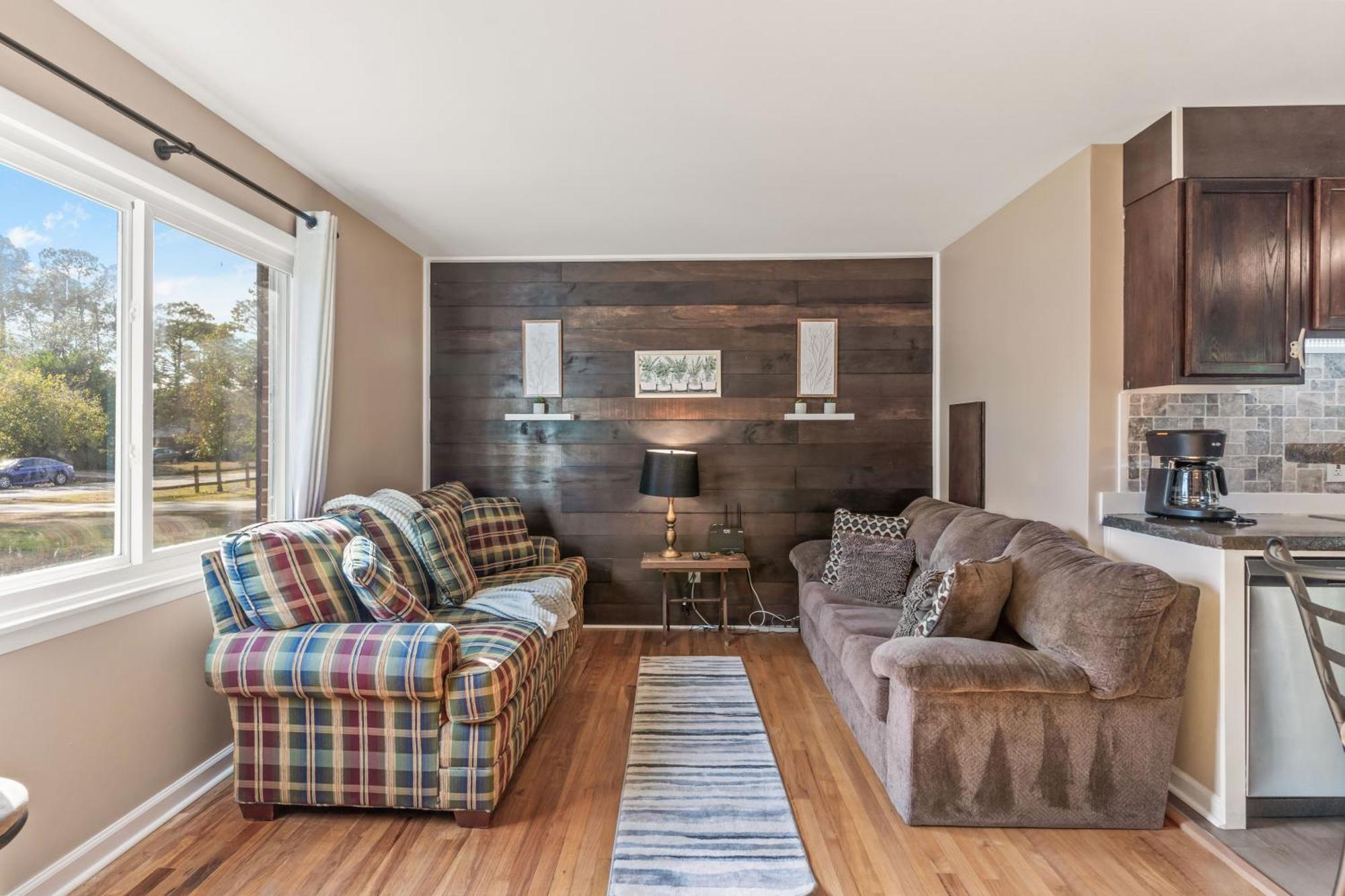 Вилла Chill Retreat, Hot Tub, Large Private Yard Уилмингтон Экстерьер фото