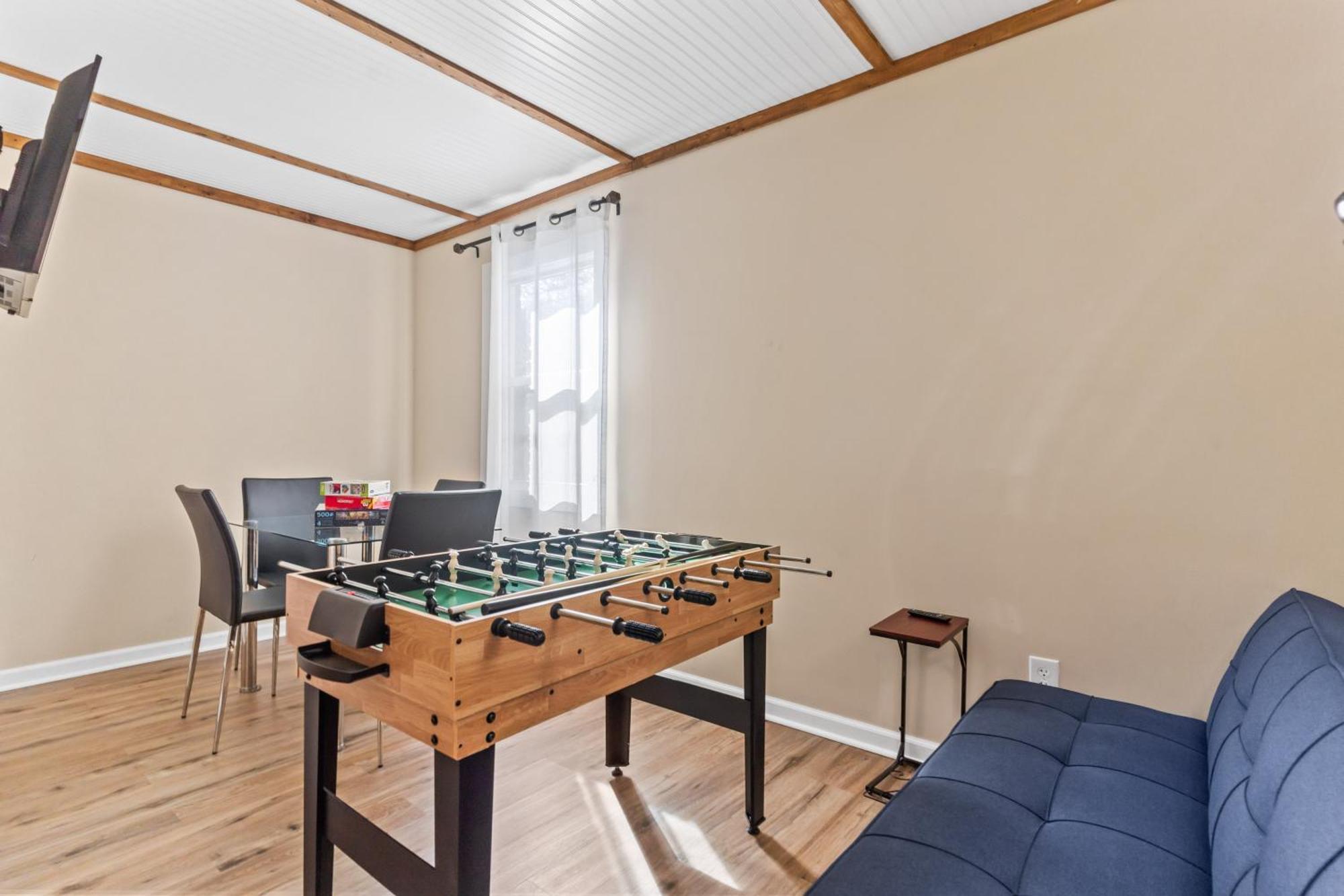 Вилла Chill Retreat, Hot Tub, Large Private Yard Уилмингтон Экстерьер фото