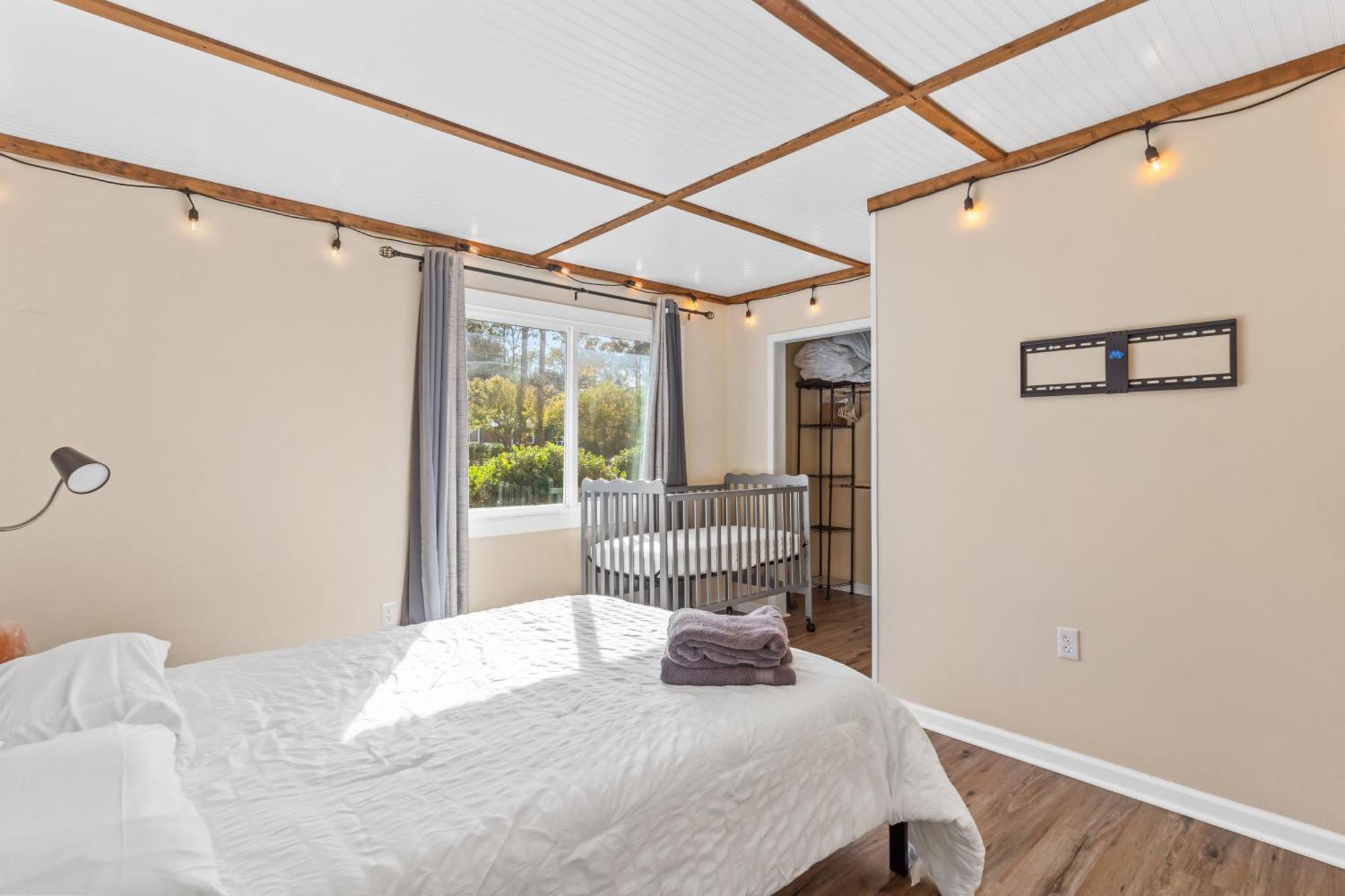 Вилла Chill Retreat, Hot Tub, Large Private Yard Уилмингтон Экстерьер фото